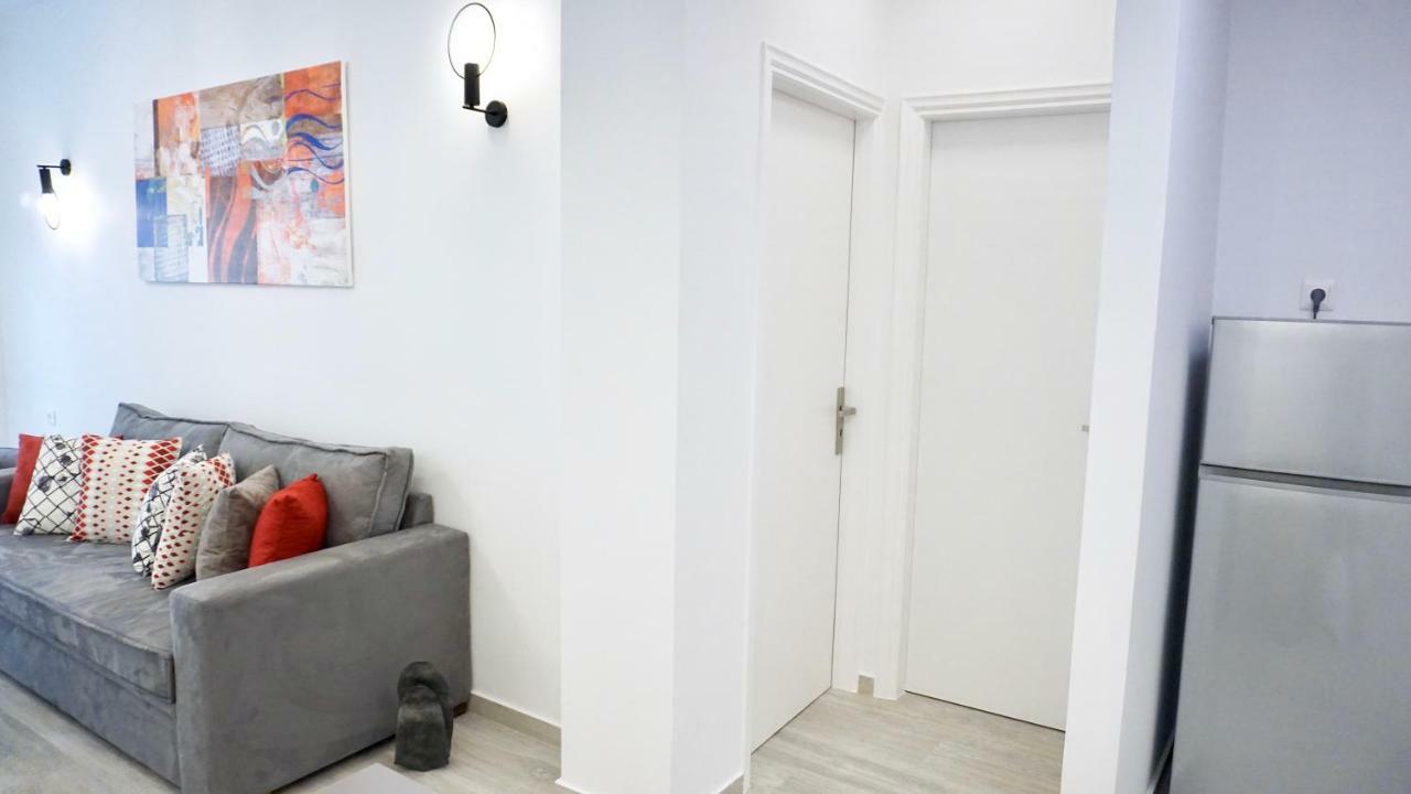 Urban Design Apt In Афіни Екстер'єр фото